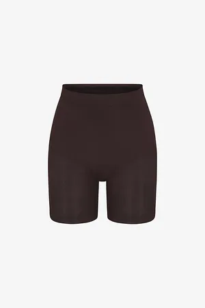 SKIMS Womens Sculpt Fitted Stretch-Woven Shorts