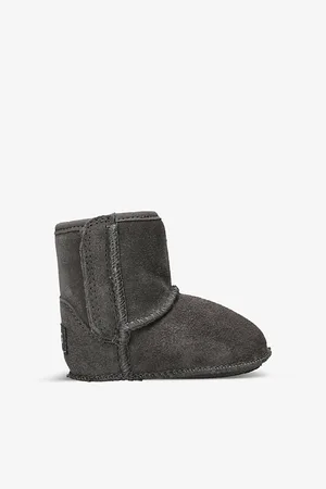 UGG I Baby Classic Logo-Patch Suede and Shearling Crib Boots 6-12 Months