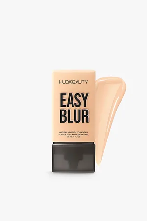 HUDA BEAUTY Easy Blur Natural Airbrush Foundation 30ml