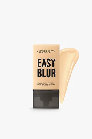 HUDA BEAUTY Easy Blur Natural Airbrush Foundation 30ml