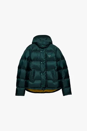 Prada Mens Re-Nylon Triangle-Plaque Cropped Recycled-Nylon Shell-Down Jacket
