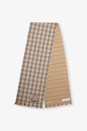 Burberry Mens Reversible Check-Pattern Cashmere Knitted Scarf