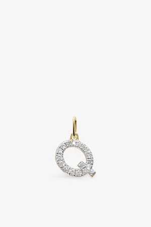 Monica Vinader Womens Q Letter 14ct Yellow-Gold and Lab-Grown Diamond Charm