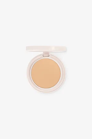 Kylie BY Kylie Jenner Natural Blur Powder Foundation 10g