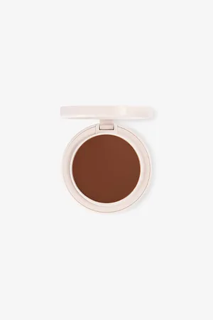 Kylie BY Kylie Jenner Natural Blur Powder Foundation 10g