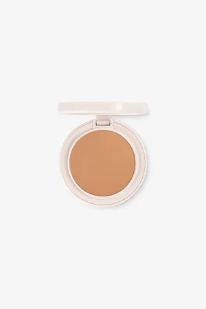 Kylie BY Kylie Jenner Natural Blur Powder Foundation 10g