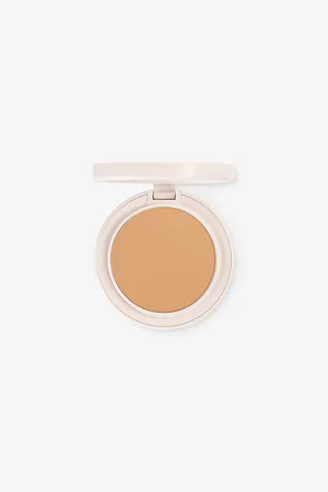 Kylie BY Kylie Jenner Natural Blur Powder Foundation 10g