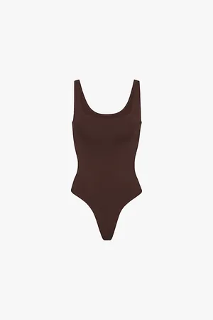 SKIMS Womens The Smoothing Seamless Stretch-Woven Thong Body
