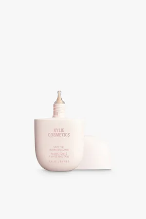 Kylie BY Kylie Jenner Skin Tint Blurring Elixir Foundation 30ml