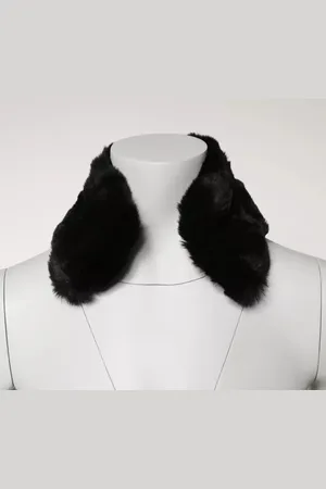Dolce & Gabbana Lamb Fur Collar Women Neck Wrap Scarf - IT40|S