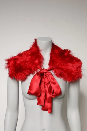 Dolce & Gabbana Alpaca Fur Women Neck Warmer Winter Scarf - IT40|S