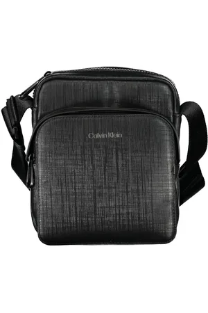 Calvin Klein Elegant Black Shoulder Bag with Contrasting Details