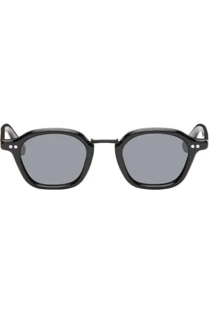Akila Black Iris Sunglasses
