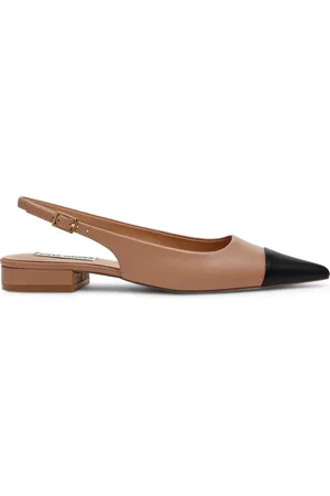 Steve Madden Rowyn Flat Shoe
