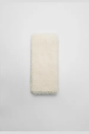 Stradivarius Soft touch faux fur scarf OS