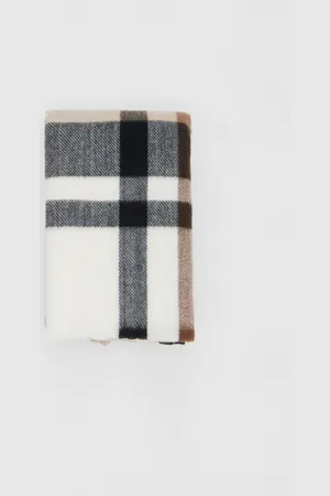Stradivarius Basic checked scarf OS