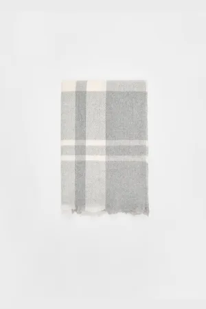 Stradivarius Checked scarf OS