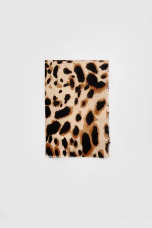 Stradivarius Leopard print scarf OS