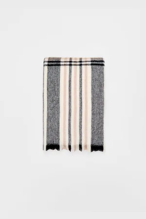 Stradivarius Checked scarf OS