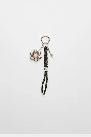 Stradivarius Flower charm keyring OS