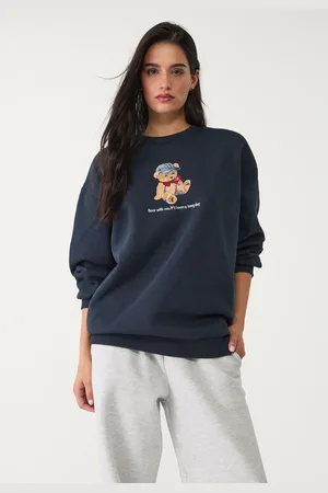 Stradivarius Embroidered bear sweatshirt M