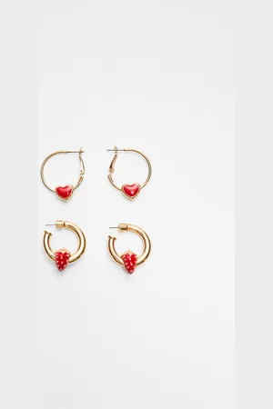 Stradivarius Set of 2 pairs of strawberry and heart earrings OS