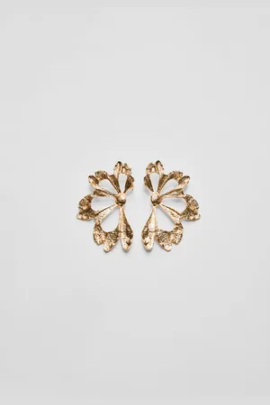 Stradivarius Textured leaf earrings OS