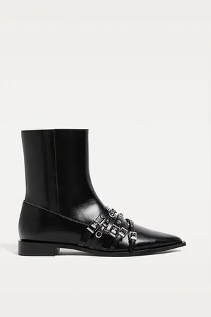 Stradivarius Flat ankle boots with straps 3