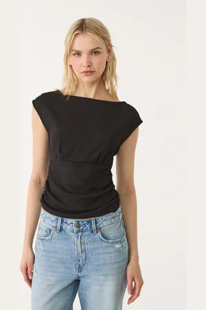 Stradivarius Creased T-shirt with cap sleeves XS