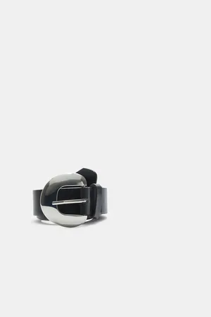 Stradivarius Belt with moon buckle 26