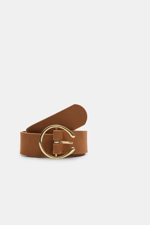 Stradivarius Belt with round buckle 26