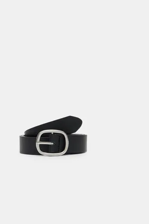 Stradivarius Thin belt with rectangular buckle 34
