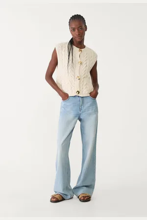 Stradivarius Cable-knit vest with golden buttons L