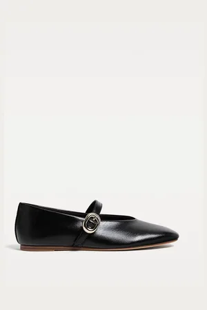Stradivarius Ballet flats with a round vamp 7