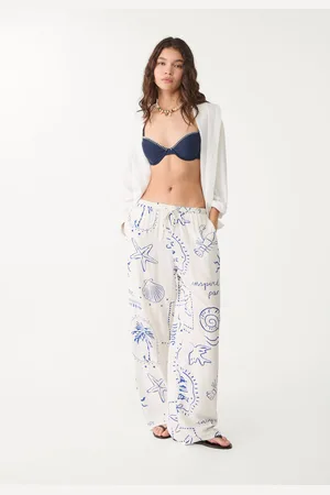 Stradivarius Flowing printed trousers XS