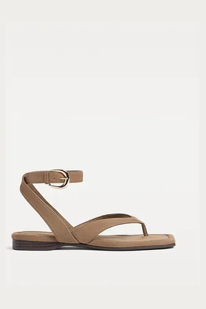 Stradivarius Flat textured sandals 3