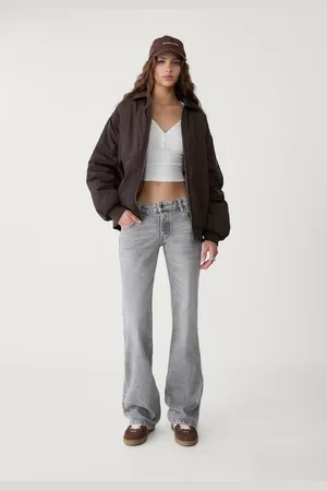 Stradivarius Low-waist flare jeans 8
