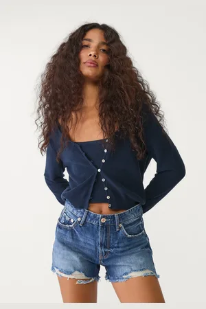 Stradivarius D75 Ripped denim shorts 12