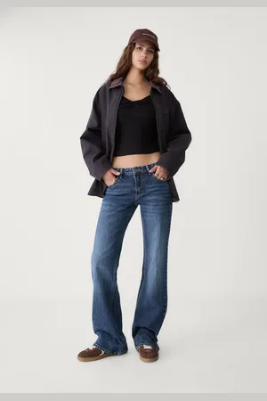 Stradivarius Low-waist flare jeans 12