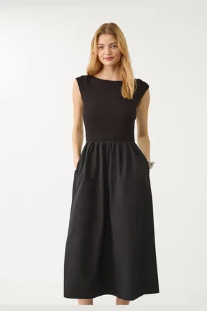 Stradivarius Contrasting midi dress M
