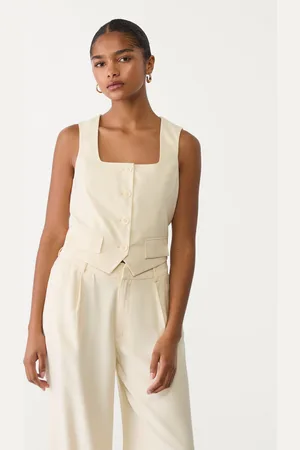 Stradivarius Short vest with a square-cut neckline L