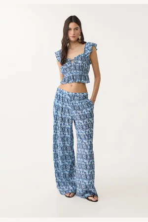 Stradivarius Flowing printed top with ruffles L
