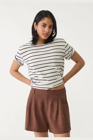 Stradivarius Flowing linen blend shorts 14