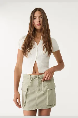 Stradivarius D66 mini cargo skirt 12