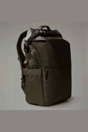 The North Face Base Camp Voyager Rolltop Bag One Size male