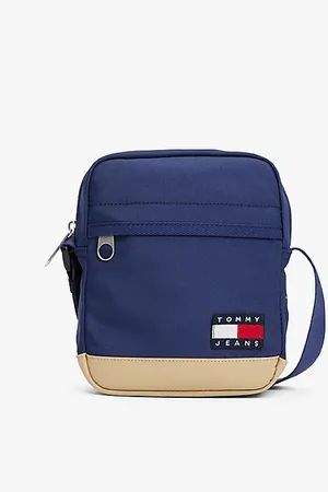 Tommy Hilfiger Essential Crossbody Reporter Bag