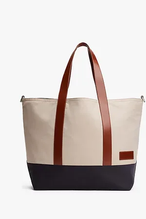 Tommy Hilfiger Casual Logo Patch Duffel Bag