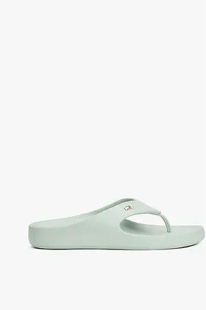 Tommy Hilfiger Enamel Flag Flip-Flops