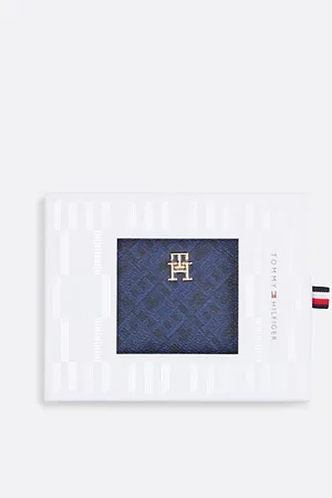 Tommy Hilfiger TH Monogram Zip-Around Wallet