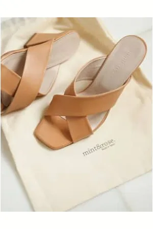 Mint&berry sandals 2024